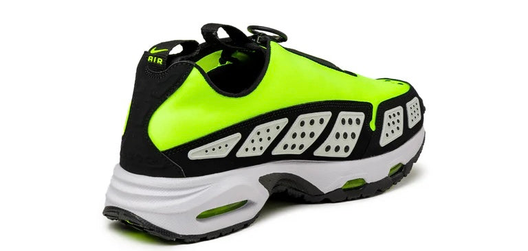 NIKE Air Max SNDR Volt/Black-White
FZ2068-700