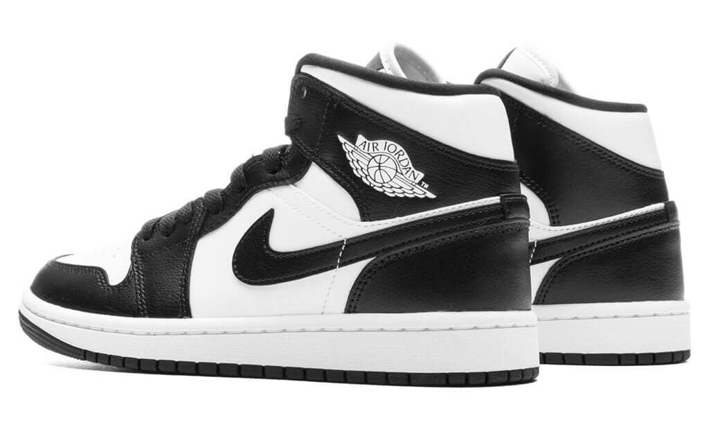 Nike Air Jordan 1 Retro Black white