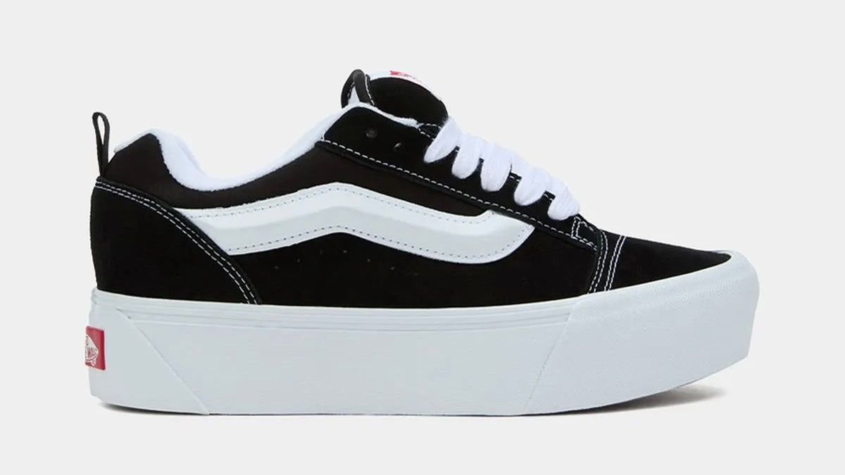 Vans KNU Skool
Black/White Sneaker