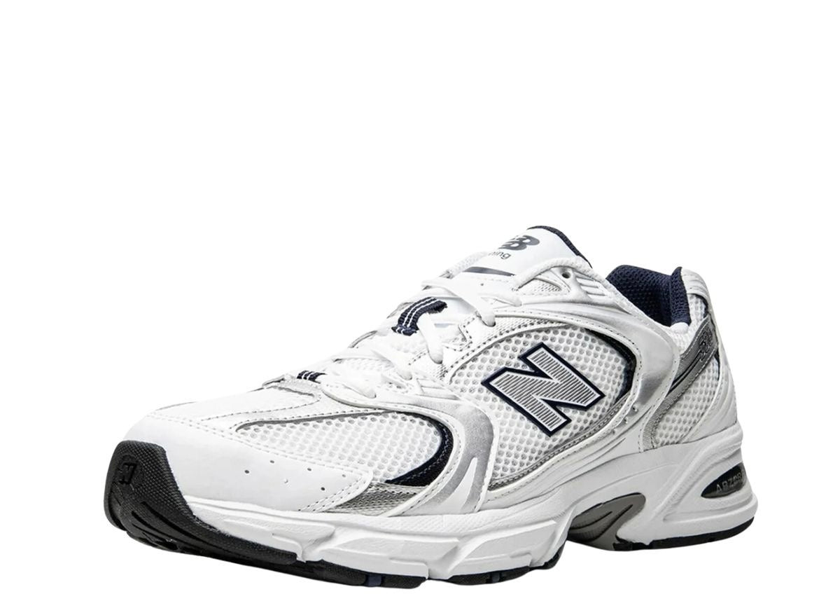 New Balance 530 White
Silver Navy