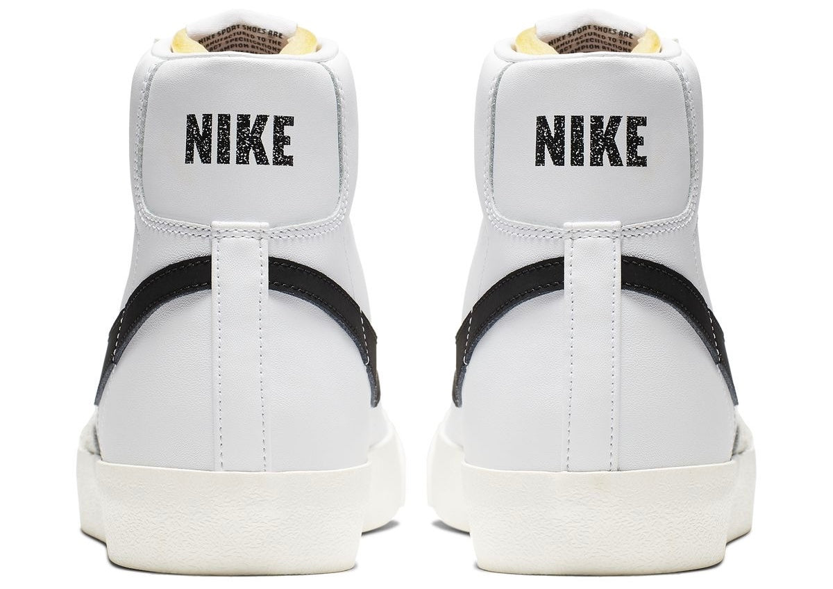 Nike WMNS Blazer Mid '77 Vintage
Sneakers White / Black