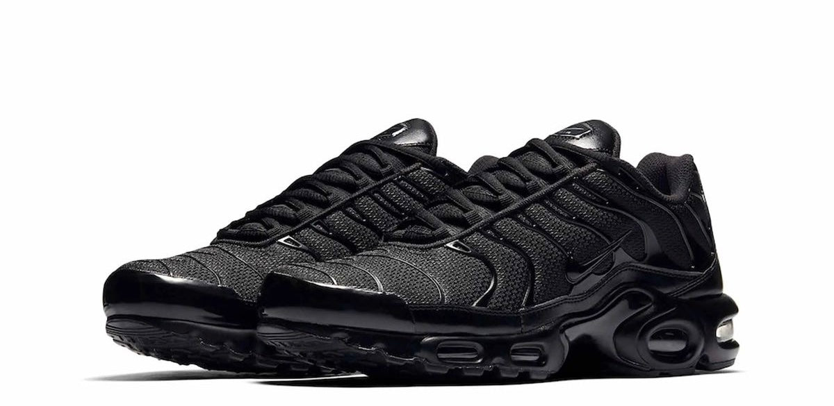 Nike Air Max Plus Triple Black