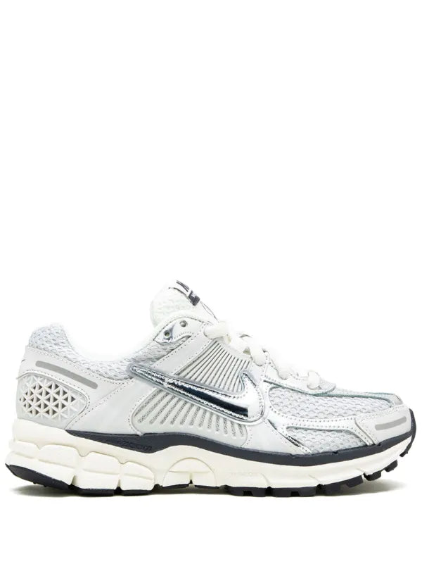 Nike
Vomero 5 "Photon Dust" sneakers